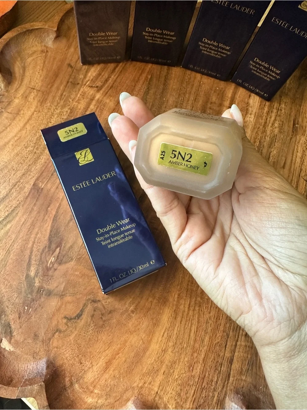5N2 NEW Estee Lauder Double Wear Stay-in-Place Makeup - Amber Honey